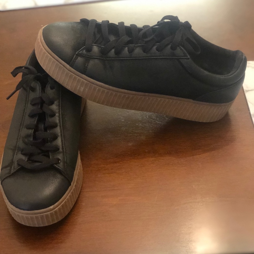 Black no name Shoe